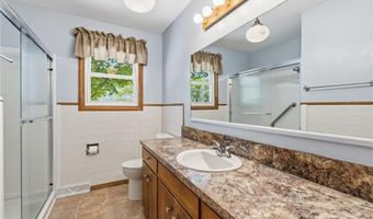 510 W Richway Dr, Albert Lea, MN 56007
