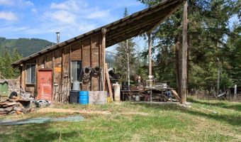 295 Old Range Rd, Clark Fork, ID 83811