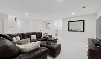 1007 28th St SW, Austin, MN 55912