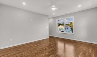 87 Oliver St, Bridgeport, CT 06606