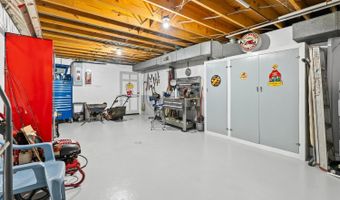 1921 Tabby Ln, Altavista, VA 24517