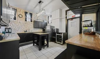 14760 Gaskill Dr NE, Alliance, OH 44601