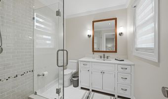 3 Bayberry Dr, Brookfield, CT 06804