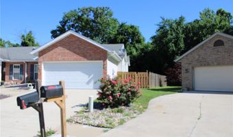 3214 E Leverett Ct, Alton, IL 62002