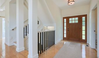 26 Old Stone Church Rd, Little Compton, RI 02837