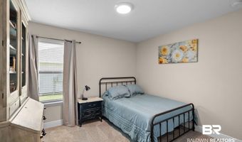 124 Cottage Ln, Atmore, AL 36502