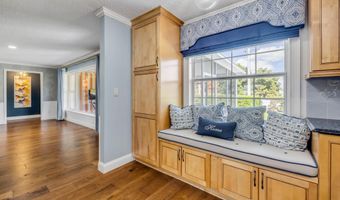 317 Oak Hill Dr, Altamonte Springs, FL 32701