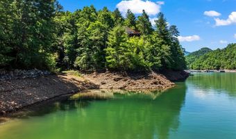 128 Hummingbird Ln, Almond, NC 28702