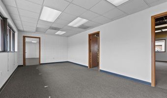 1280 S VAN DYKE Rd 5-6, Appleton, WI 54914
