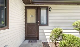 127 Butternut Ln 127, Bristol, CT 06010