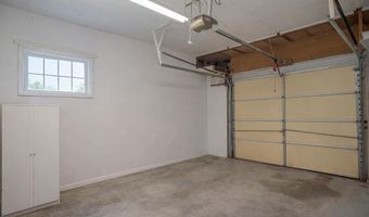 2009 Washington Ave, Baxter Springs, KS 66713