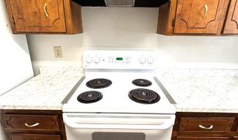 253 Sleepy Creek Dr, Athens, GA 30605