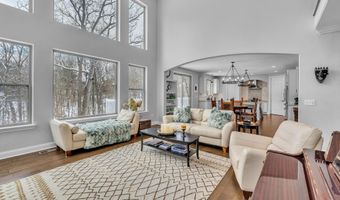 1091 Green Rd, Ann Arbor, MI 48105