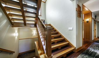 99 Granite St, Ashland, OR 97520