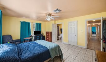 1027 Bluebonnet, Adkins, TX 78101