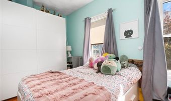 88 Lincoln Ave, East Providence, RI 02915