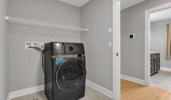 41 Soderman Way 41, Cheshire, CT 06410