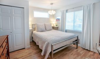 560 Iris Ave, Boulder, CO 80304