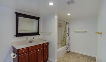 25 E HIGH St, Felton, DE 19943