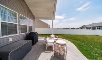1814 47th St, Ammon, ID 83406