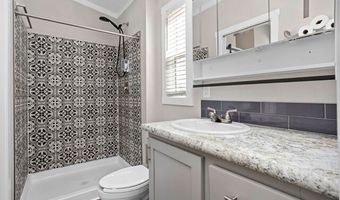 174 Big Oak, Adkins, TX 78101