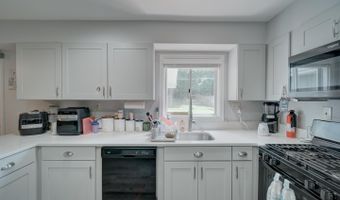 12805 KENDALE Ln, Bowie, MD 20715