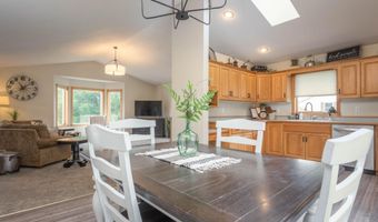 1316 Armstrong Rd NW, Alexandria, MN 56308