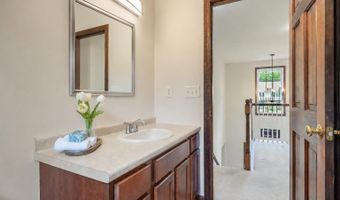 7 Westminster Ln, Auburn, NH 03032