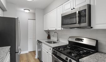 8316 TOBIN Rd 8316-11, Annandale, VA 22003