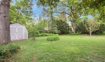 39431 N Oak Ave, Antioch, IL 60002
