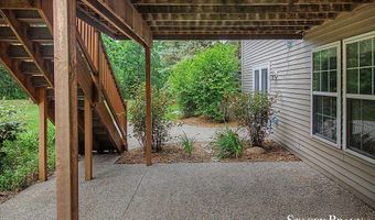 5420 Clemwood Ct SE, Ada, MI 49301