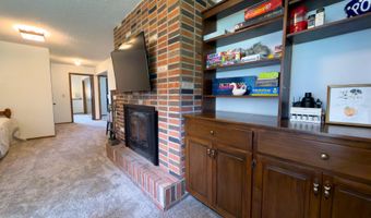 1115 NE 15th Ave, Aberdeen, SD 57401