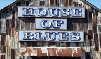 708 31st Ave S, Atlantic Beach, SC 29582