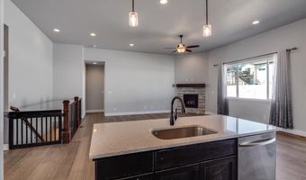 5612 OPAL Dr, Cheyenne, WY 82009