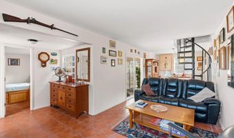 8952 Detwiler Rd, Escondido, CA 92029