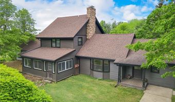3731 Fortuna Dr, Akron, OH 44312