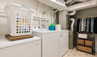 609 S HENRY St, Alexandria, VA 22314
