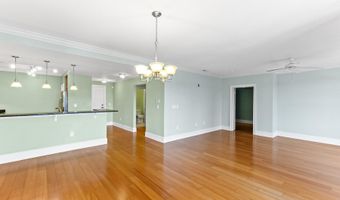 6832 Main St Unit 217, Wilmington, NC 28405