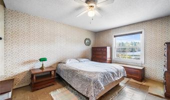316 Court House Ln, Burrillville, RI 02859