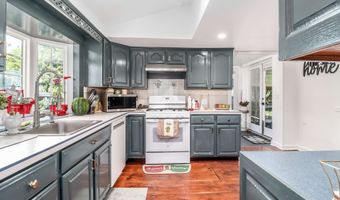 45 Maple Avenue Ext, Bethel, CT 06801