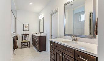2448 Meadow Hills Dr, Ann Arbor, MI 48108