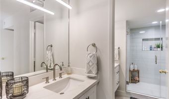 3111 Bel Air Dr 14B, Las Vegas, NV 89109