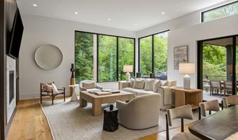 2460 Howell Mill Rd NW, Atlanta, GA 30318