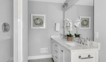 649 Main Ave, Bay Head, NJ 08742