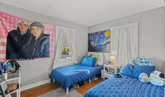 94 E BROWNING Rd, Bellmawr, NJ 08031