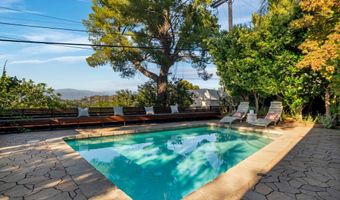 8615 Skyline Dr, Los Angeles, CA 90046