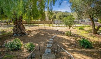 605 Arnold Way, Alpine, CA 91901