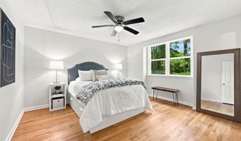 1111 Knollwood Dr, Apex, NC 27502