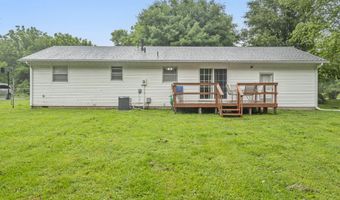 668 W Springfield St, Aurora, MO 65605