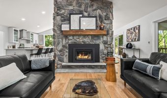4720 Nirvana Dr, Adrian, MI 49221